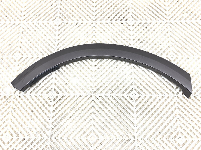 Lišta blatníku zadní pravá Audi Q8 (4MN) 2018 - 2022 4M8853026