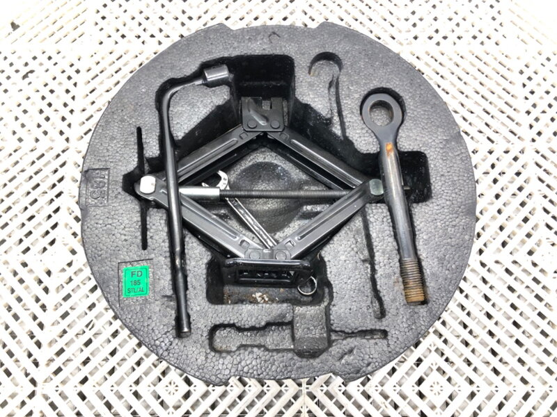 Sada nářadí Hyundai I30 Kombi (FD) 2007 - 2012 09149-2L100