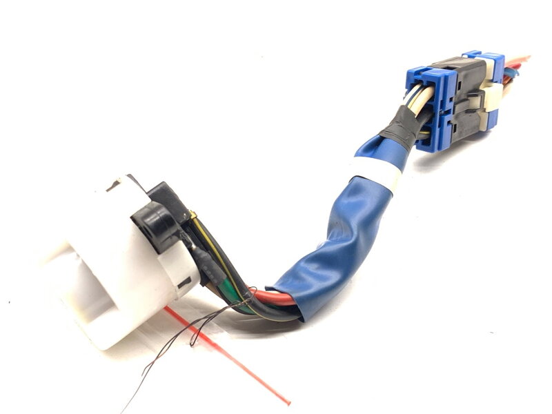 Kostka / konektor spínací skříňky Hyundai I30 Kombi (FD) 2007 - 2012