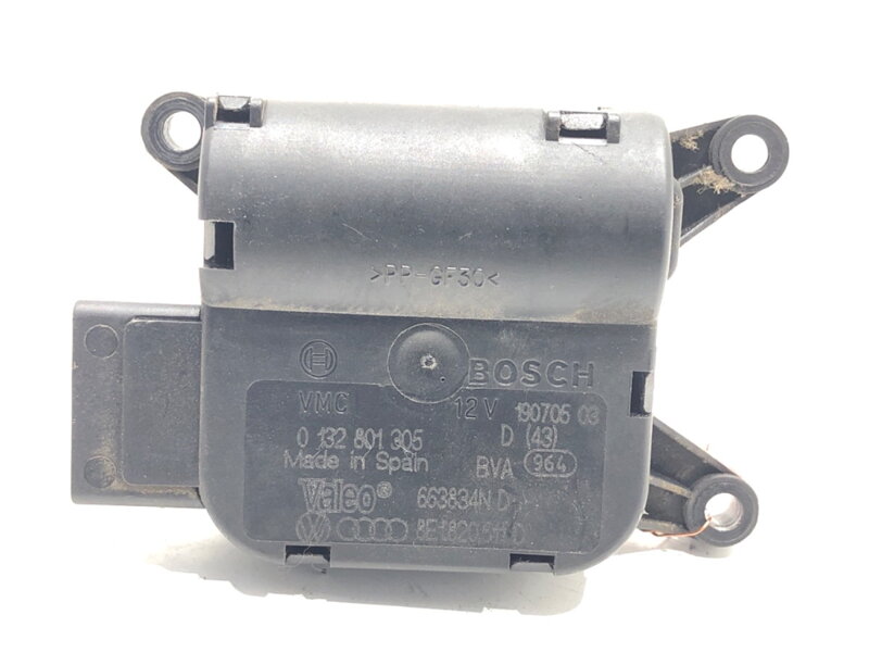 Motor radiátoru topení Audi A4 B7 (8EC) 2004 - 2008 8E1820511D
