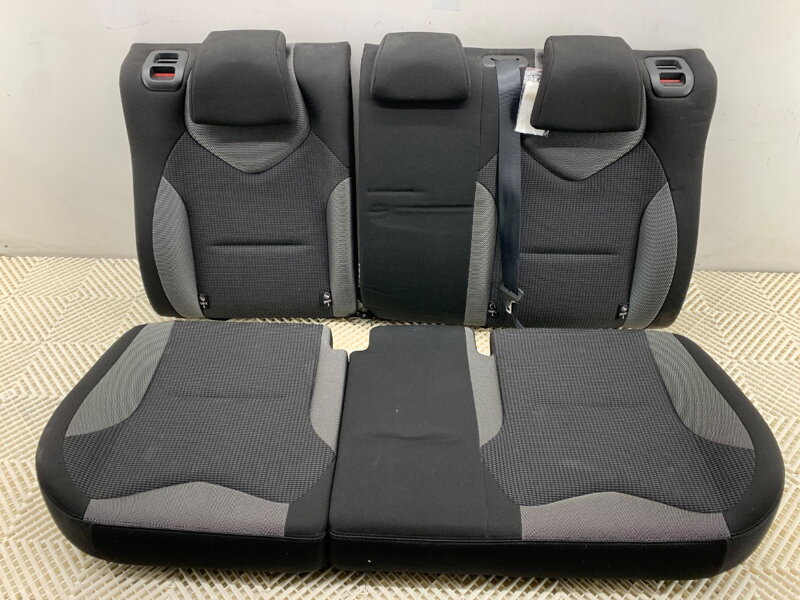 Lavice / sedačka druhý řada Peugeot 308 I (4A_, 4C_) 2007 - 2016