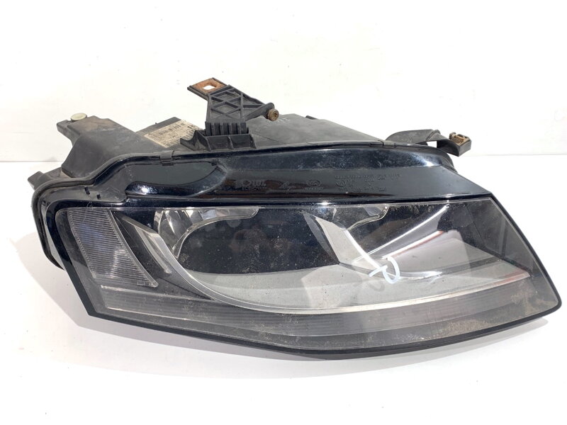 Světlo pravé přední Audi A4 B8 Avant (8K5) 2007 - 2015 8K0941004