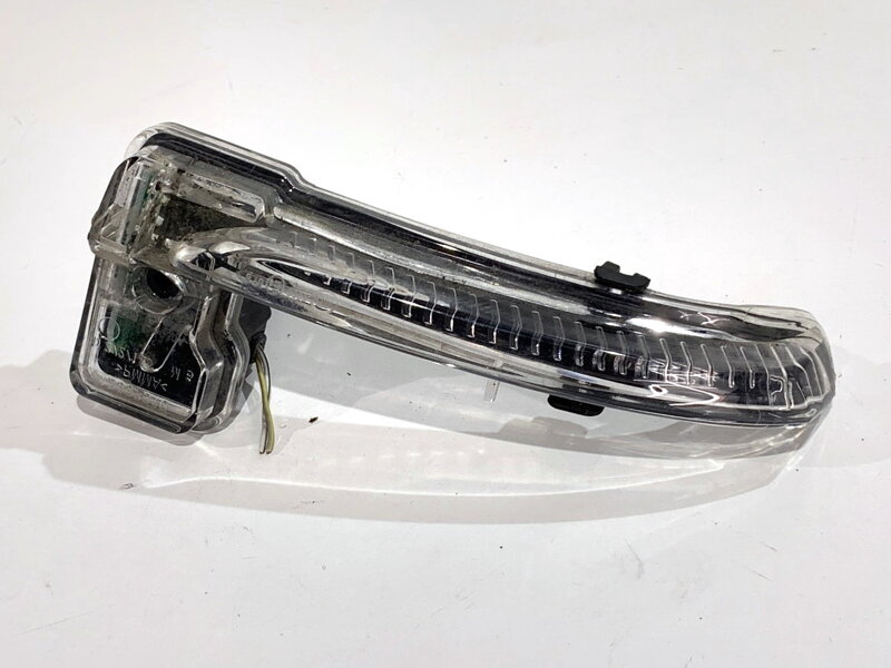 Směrovka zrcátka pravá Renault Grand Scénic IV (R9_) 2016 - 2022 12993290