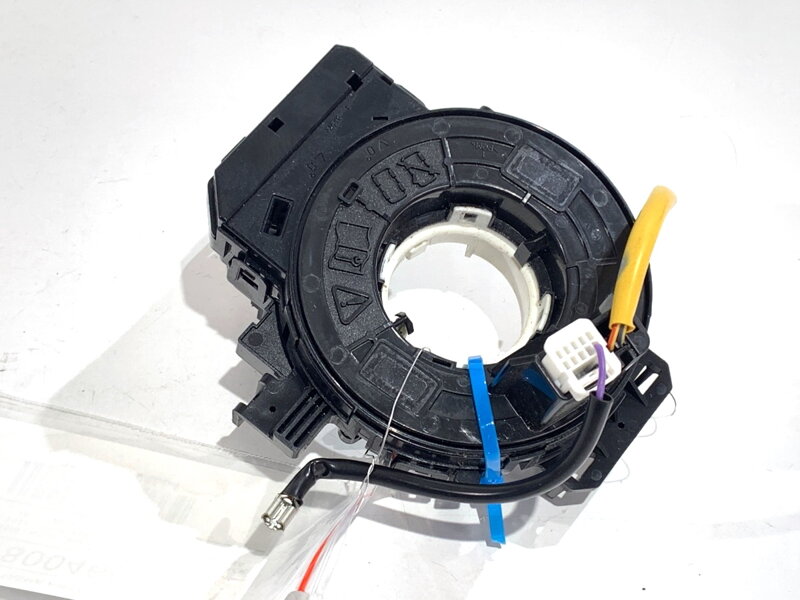 Kroužek šnek airbagu Mitsubishi Mirage / Space Star VI Liftback (A0_A) 2012 - 2022 8651A187