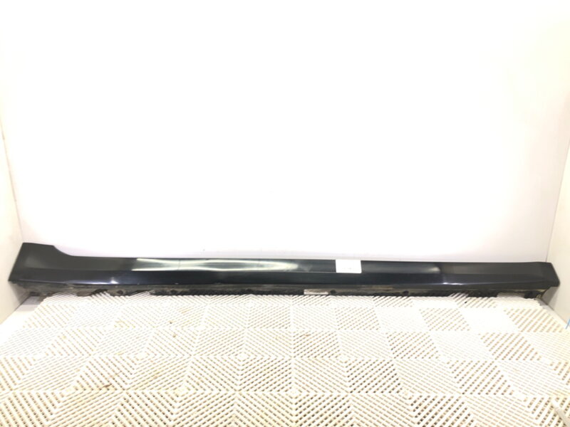 Lišta prahová pravá BMW 5 (G30, F90) 2016 - 2022 7387338