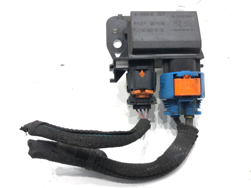 Modul ventilátoru Peugeot 308 II (LB_, LP_, LW_, LH_, L3_) 2013 - 2021 9673999980