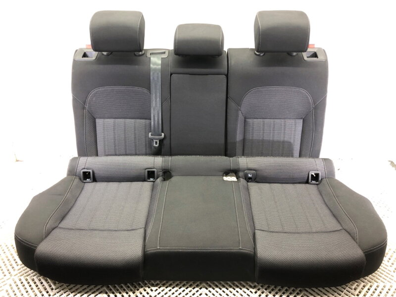 Lavice / sedačka druhý řada Skoda Superb III Kombi (3V5) 2015 - 2022