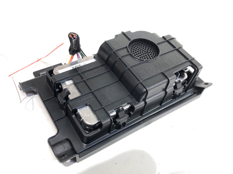 Nabíječka indukční Hyundai Tucson (NX4E, NX4A) 2020 - 2022 95560-N7000