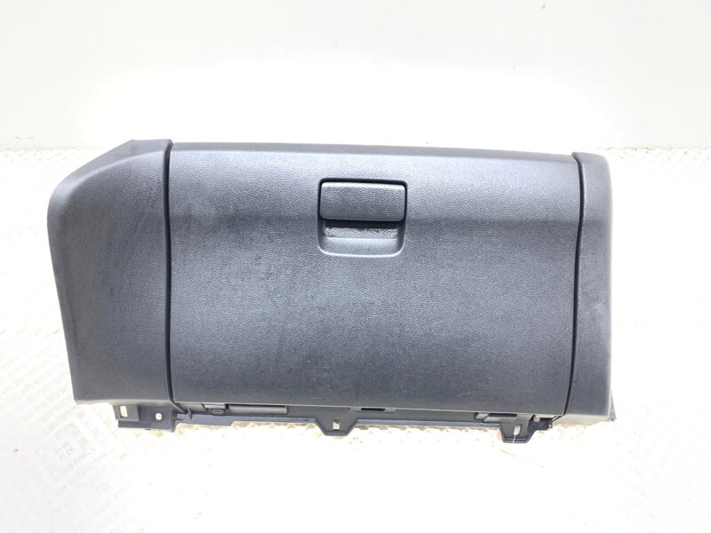 Odkládací schránka spolujezdce Honda Hr-v (RU) 2014 - 2022 C222-5211-200