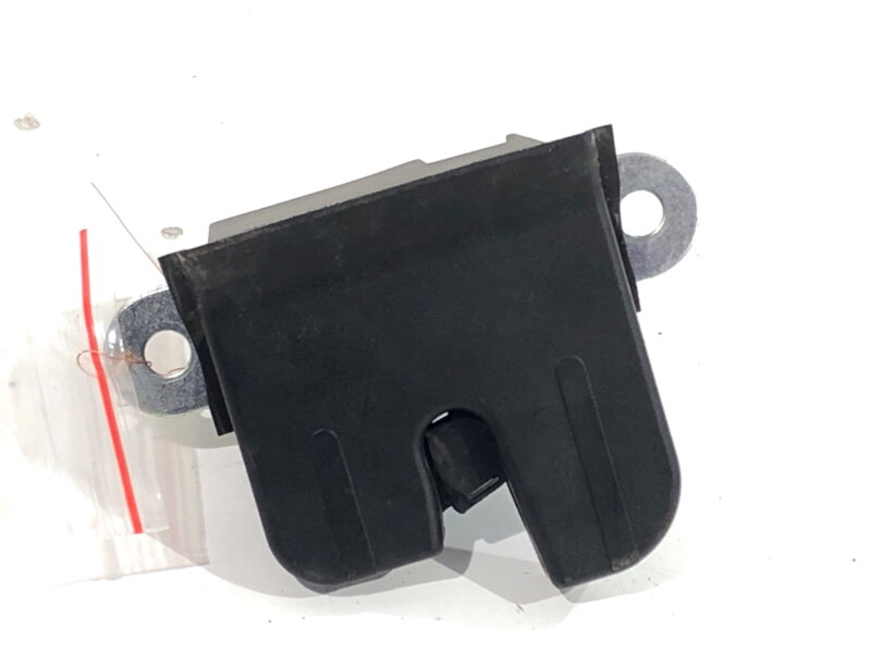 Zámek víka kufru zadní Seat Leon (5F1) 2012 - 2022 5F4827505D