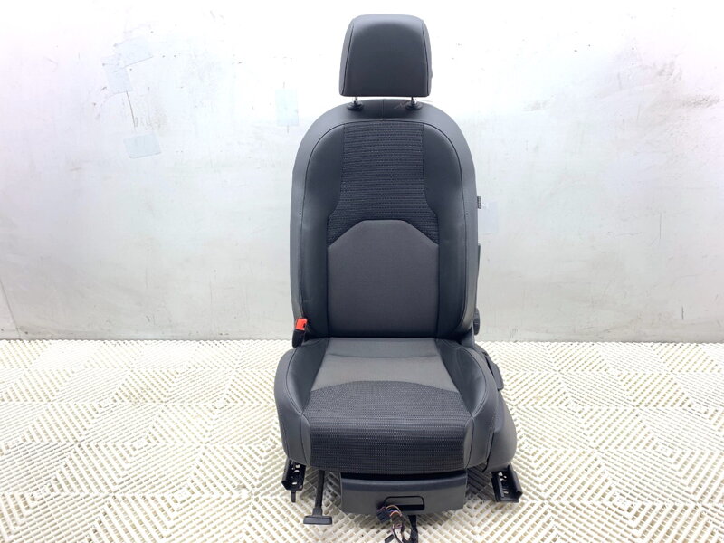 Sedadlo levé přední Seat Leon (5F1) 2012 - 2022