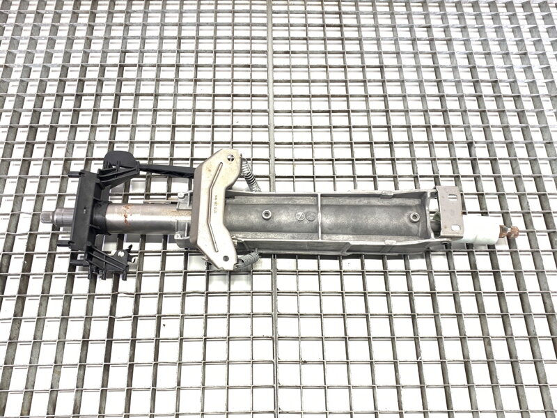 Sloupek volantu BMW 3 (F30, F80) 2011 - 2018 6858559