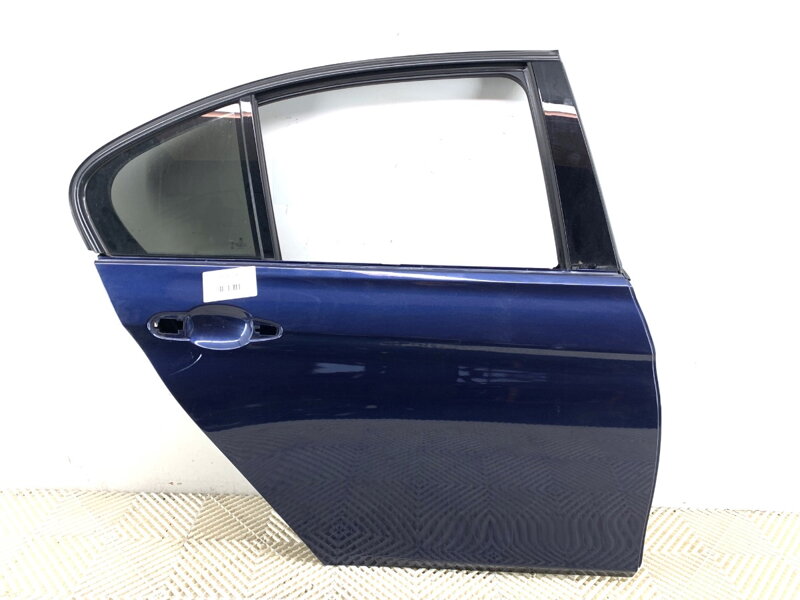 Dveře pravé zadní BMW 3 (F30, F80) 2011 - 2018