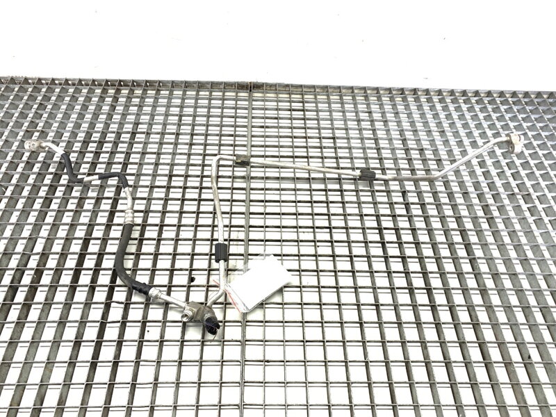 Hadice klimatizace BMW 3 (F30, F80) 2011 - 2018 9212236