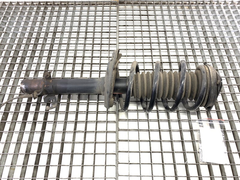 Tlumič pravý přední S pružinou Renault Kadjar (HA_, HL_) 2015 - 2022