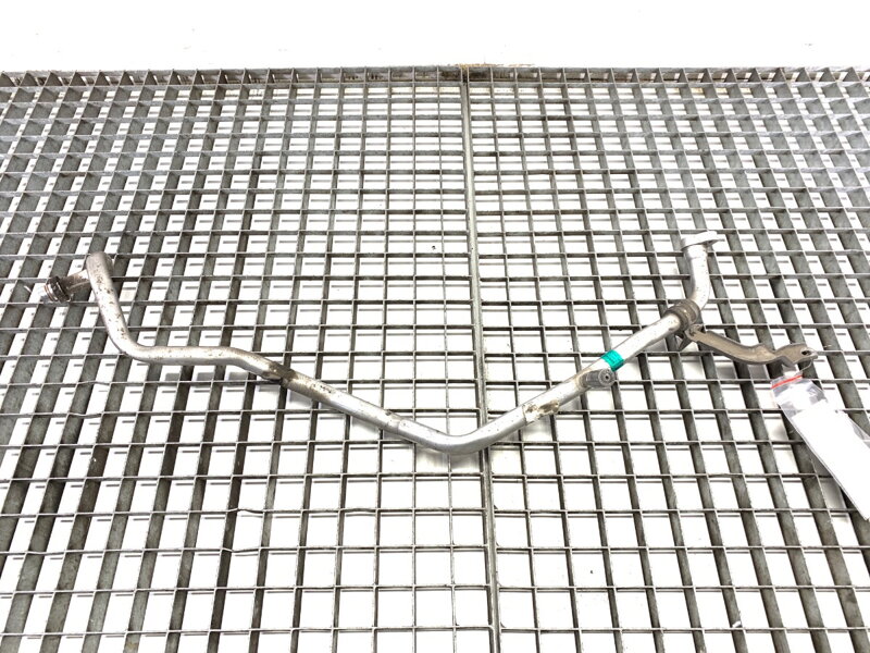 Hadice klimatizace Renault Kadjar (HA_, HL_) 2015 - 2022 924542627R