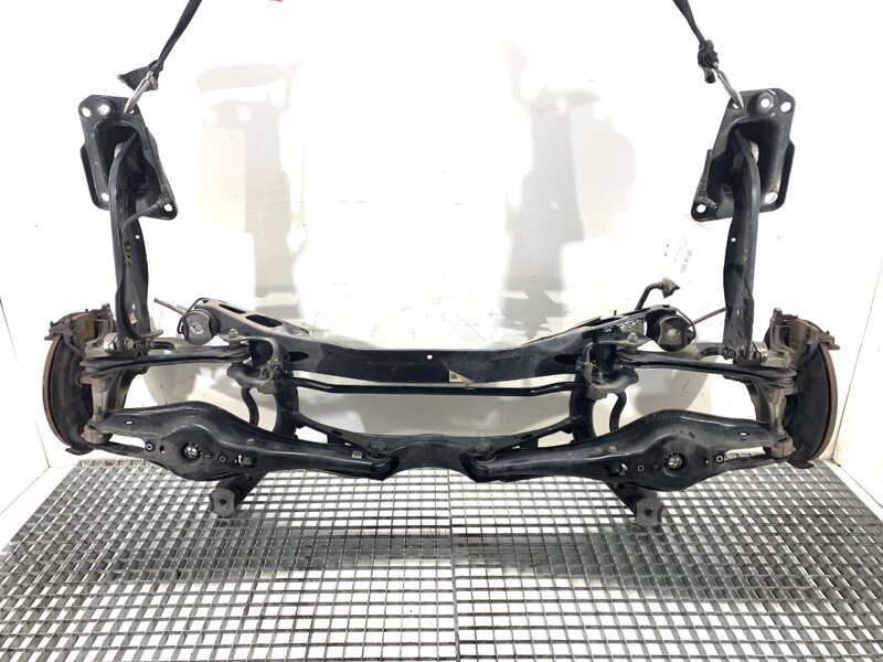 Výztuha zadní Skoda Superb III Kombi (3V5) 2015 - 2022 3Q0505447B