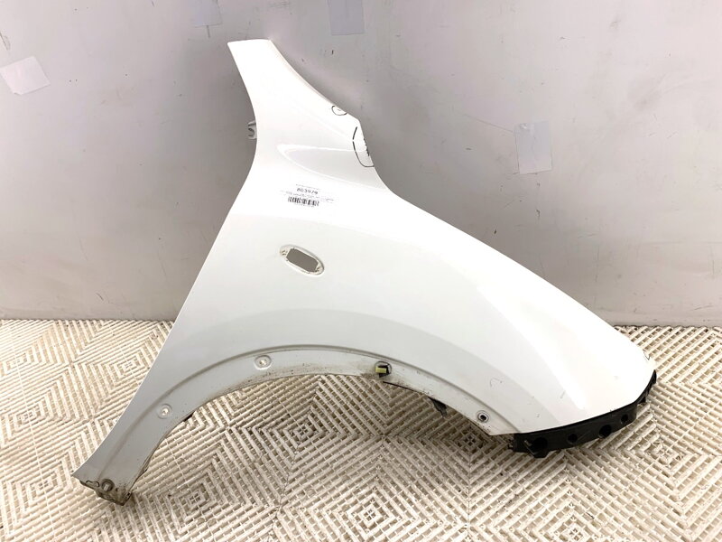 Blatník pravý přední Nissan Juke (F15) 2010 - 2022 326G