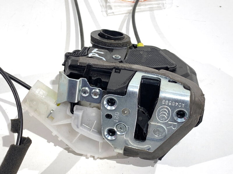 Zámek dveří pravý zadní Toyota C-hr (_X1_) 2016 - 2022 A046693