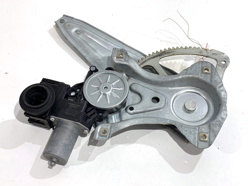 Stahovačka okna pravá zadní Toyota C-hr (_X1_) 2016 - 2022 69830-F4010