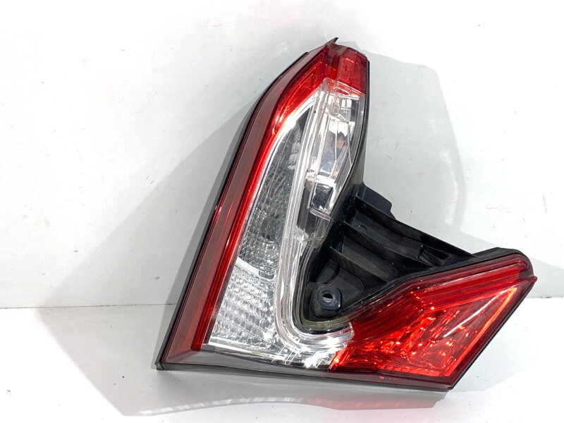 Světlo zadní levé vnitřní Toyota C-hr (_X1_) 2016 - 2022 81590-F4010