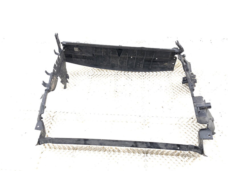 Volant vzduchu Jeep Compass (MP, M6) 2016 - 2022 68244647AA