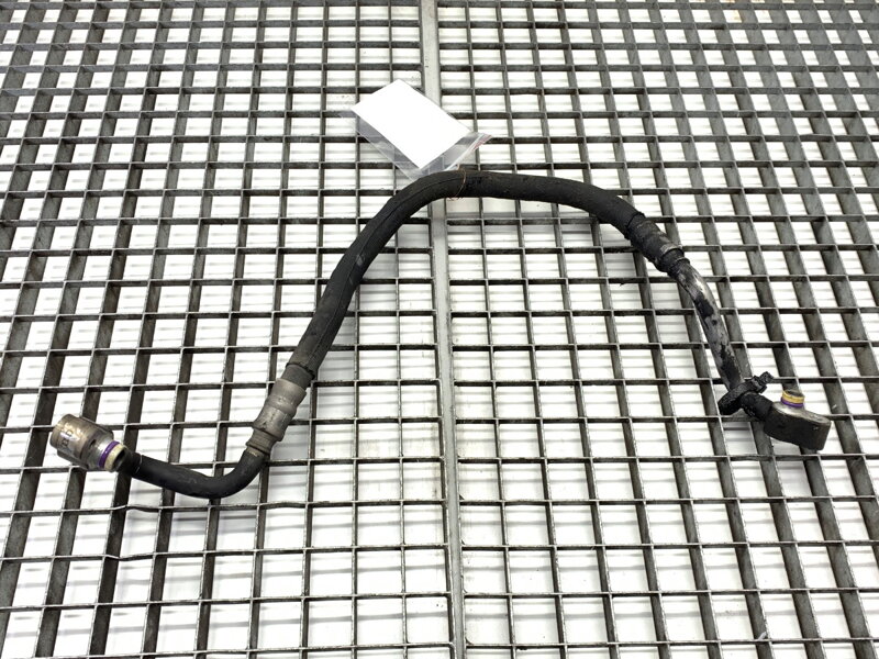 Hadice klimatizace Audi A6 C6 (4F2) 2004 - 2011 4F0260701M