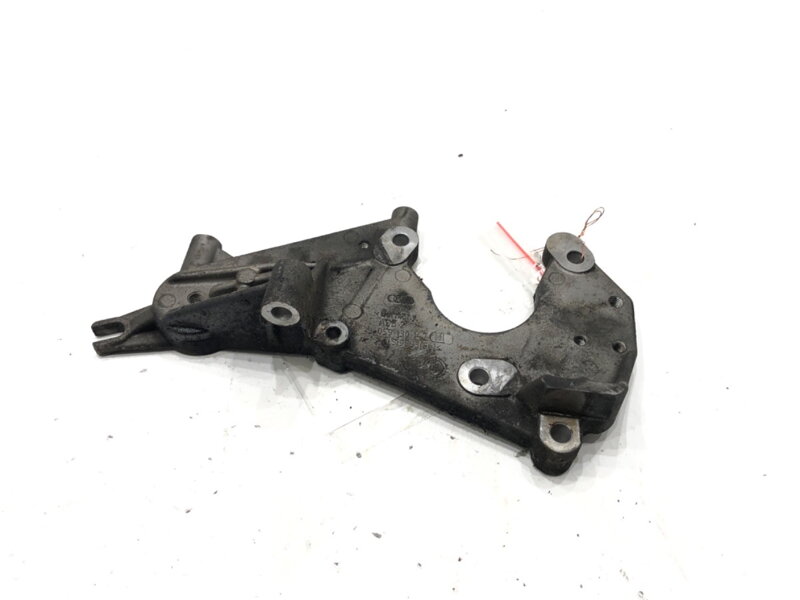 Držák čerpadla vstřikovací Audi A6 C6 (4F2) 2004 - 2011 059130147H