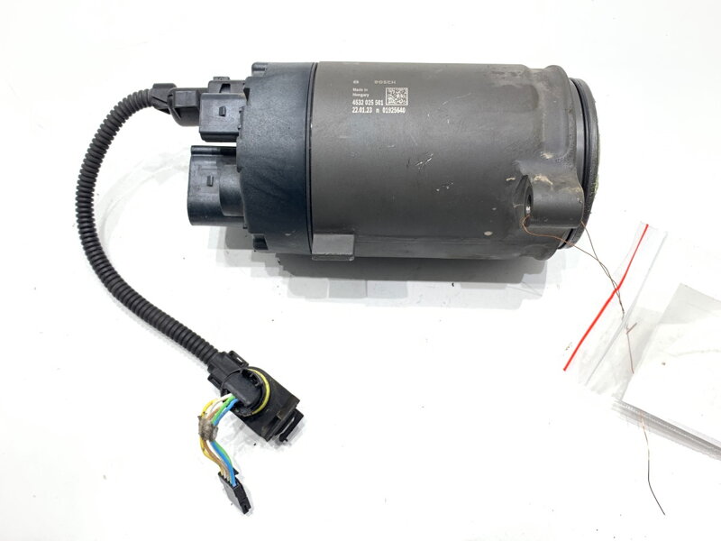 Motor posilování Skoda Superb III Kombi (3V5) 2015 - 2022 4532025501