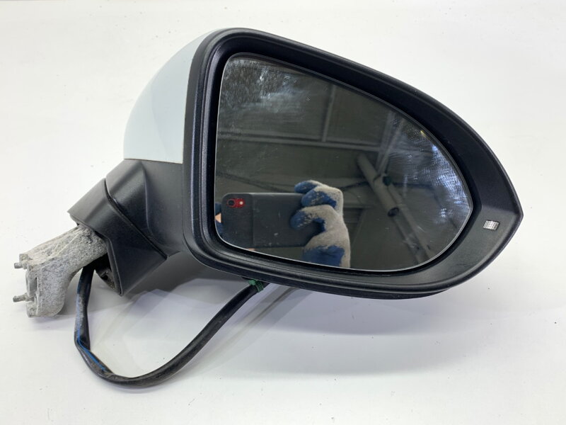 Zpětné zrcátko pravé VW Passat B8 Variant (3G5, CB5) 2014 - 2022 LC9A