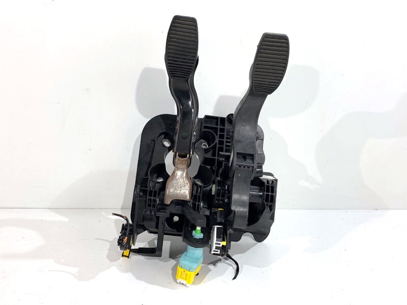 Pedály manuální Fiat 500 (312_) 2007 - 2022 25851600