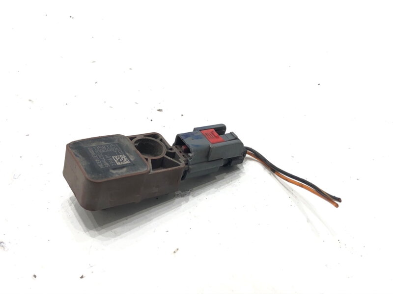 Čidlo nárazu Opel Corsa E (X15) 2014 - 2022 13583353