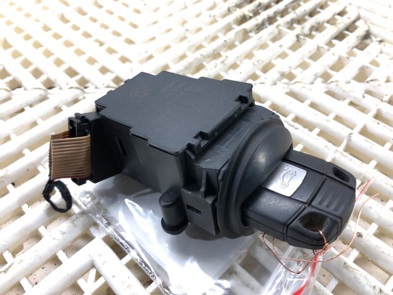 Spínací skříňka BMW 5 Touring (E61) 2004 - 2010 6954722