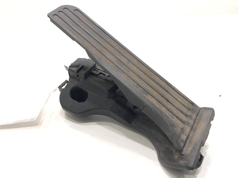 Plynový pedál VW Passat B7 Variant (365) 2010 - 2015 1K1723503AP