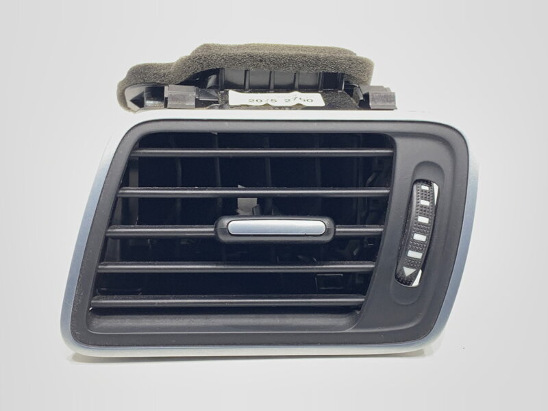 Mřížka ventilace levá přední VW Passat B7 Variant (365) 2010 - 2015 3AB819701A