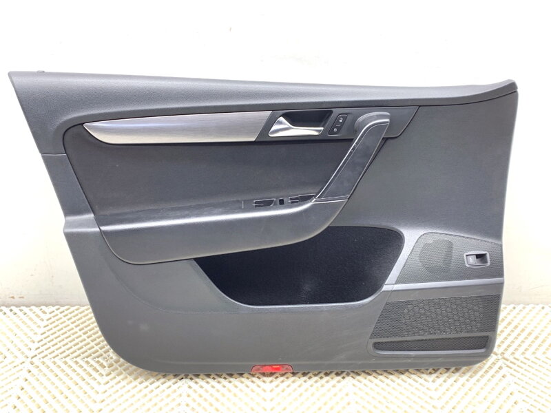 Tapecírung dveří levý přední VW Passat B7 Variant (365) 2010 - 2015