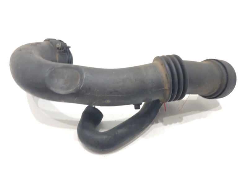 Vzduchové potrubí BMW 5 Touring (E61) 2004 - 2010 7786013