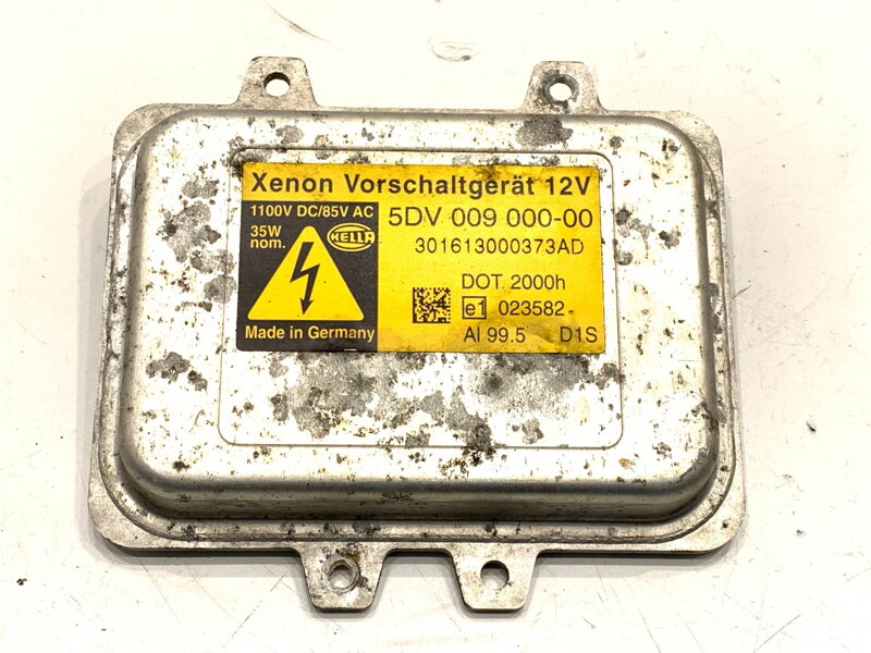 Řídicí jednotka xenon BMW 5 Touring (E61) 2004 - 2010 5DV009000-00