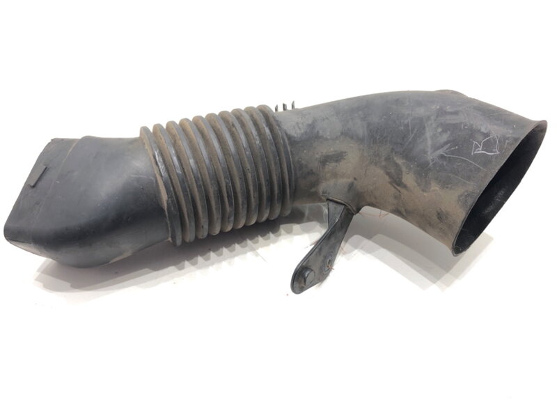 Volant vzduchu BMW 5 Touring (E61) 2004 - 2010 7790056