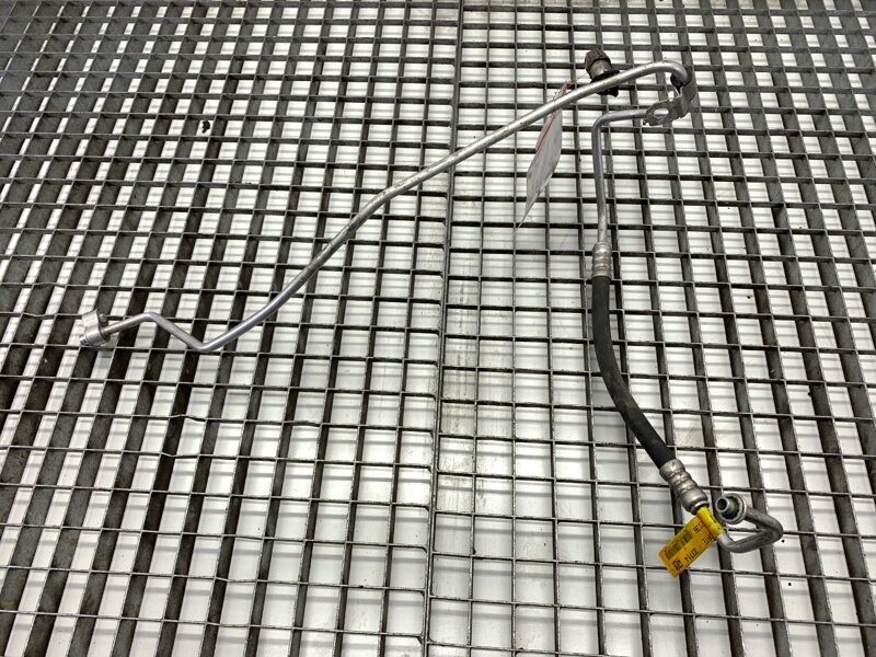 Hadice klimatizace Jeep Grand Cherokee IV (WK, WK2) 2010 - 2022 68217222AB