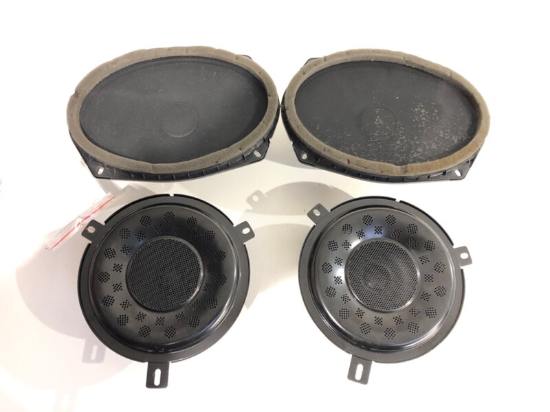 Reproduktory sada Jeep Grand Cherokee IV (WK, WK2) 2010 - 2022 68043034AB 68043032AC