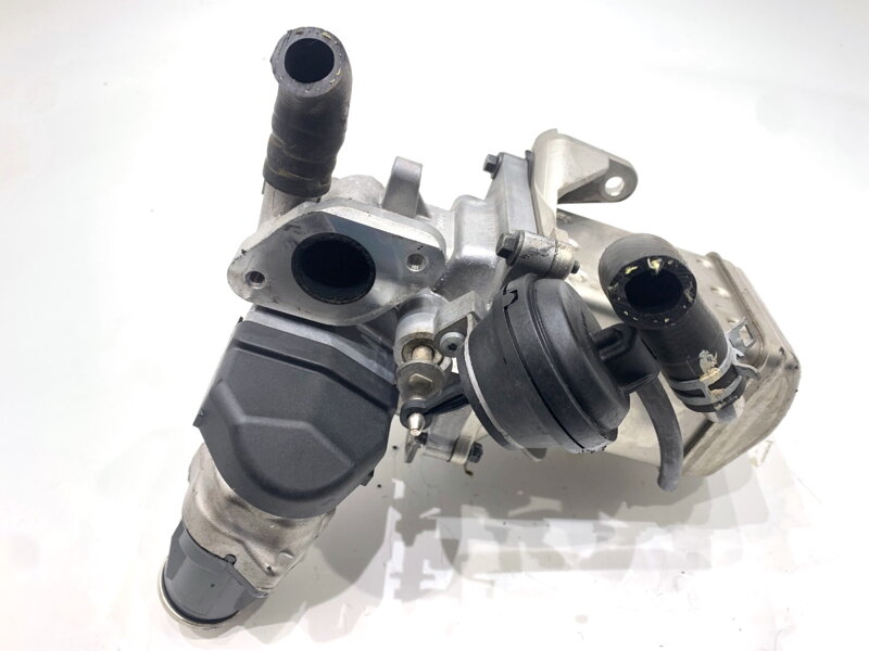 Ventil EGR Volvo V90 II Kombi (235, 236) 2016 - 2022 31439464