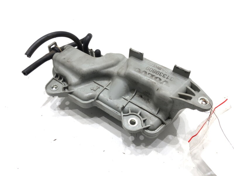 Nádrž podtlaku Volvo V90 II Kombi (235, 236) 2016 - 2022 31339809