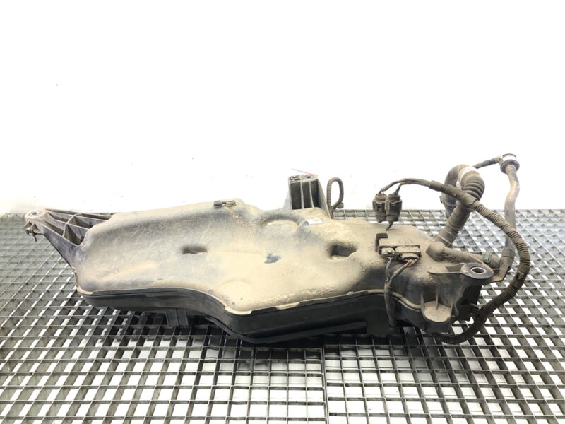 Nádrž SCR VW T-roc (A11) 2017 - 2022 5Q0131877R