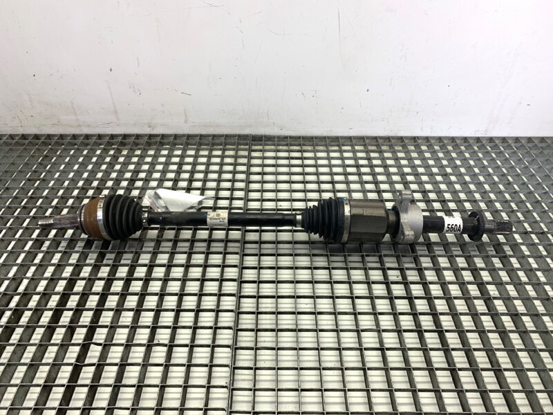 Poloosa pravá přední Hyundai Kona II (SX2) 2022 - 49560-AO000