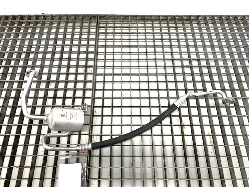 Hadice klimatizace Hyundai Kona II (SX2) 2022 - 97762-HF110