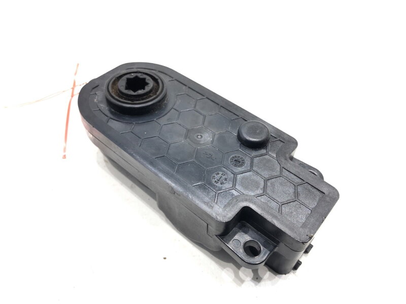 Motorek rolety žaluzie Hyundai Kona II (SX2) 2022 - HF869-69100