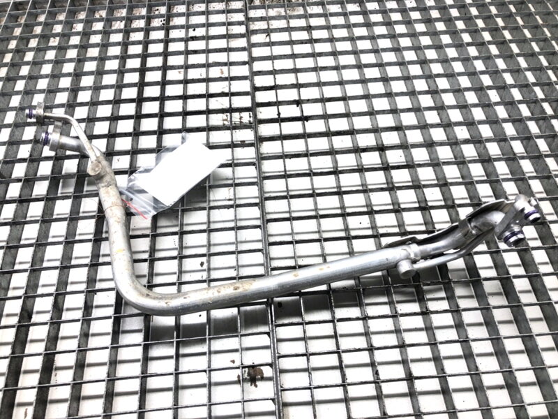 Hadice klimatizace VW T-roc (A11) 2017 - 2022 5Q1816738H