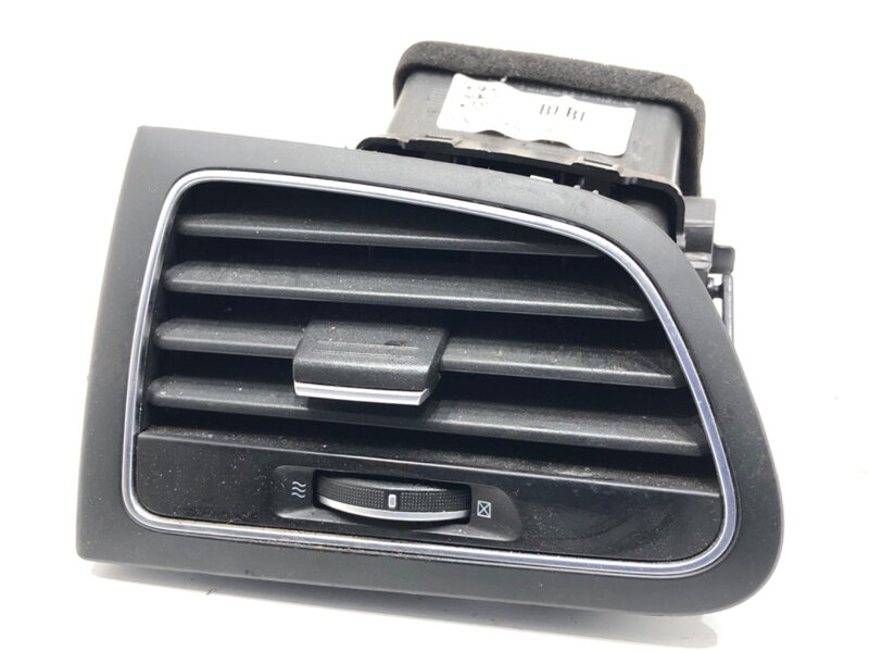 Mřížka ventilace levá přední Renault Megane IV Grandtour (K9A/M/N_) 2016 - 2022 687616296R