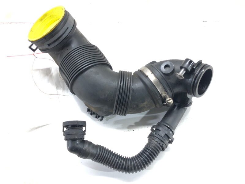 Vzduchové potrubí VW Golf VII Variant (BA5, BV5) 2013 - 2022 5Q0129635